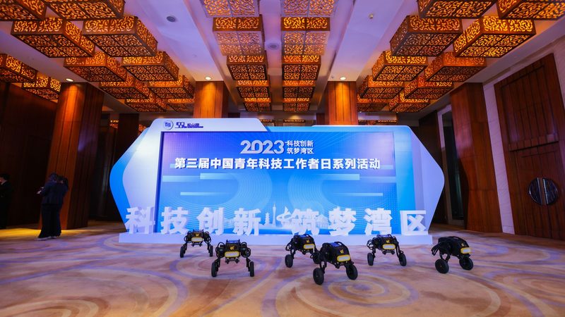 ELT工具实战：如何高效构建数据湖**